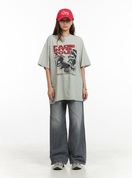 loose-fit-flared-jeans-cy431