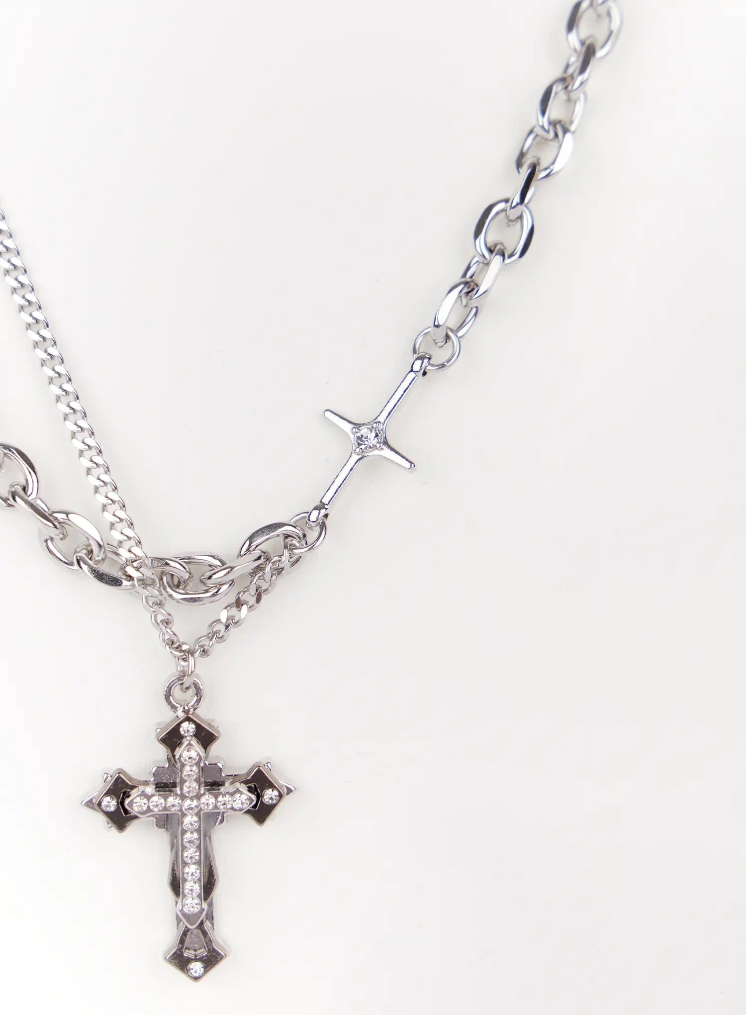 gothic-cross-pendant-necklace-io527