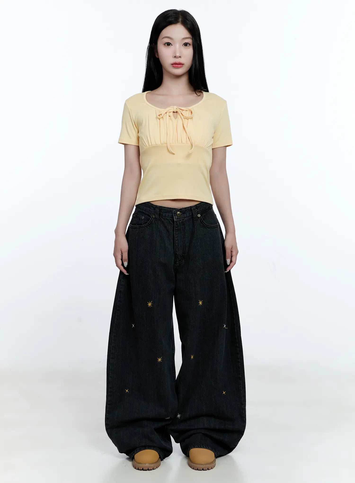 wynter-star-embroidered-denim-jeans-cg507