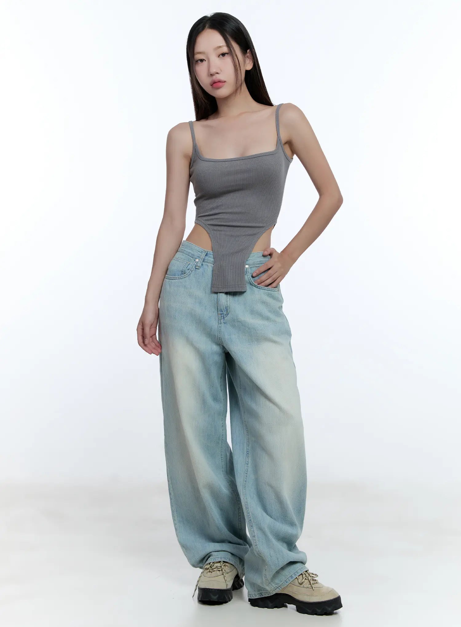 yuri-washed-wide-leg-jeans-cu526