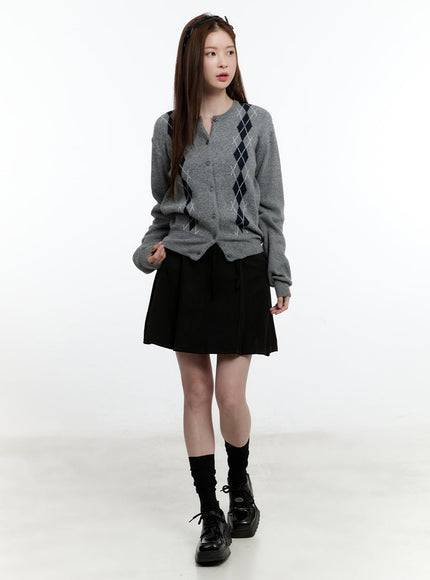 cashmere-blend-argyle-buttoned-cardigan-cm521