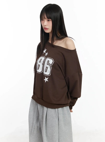 86-sporty-off-shoulder-sweatshirt-im530