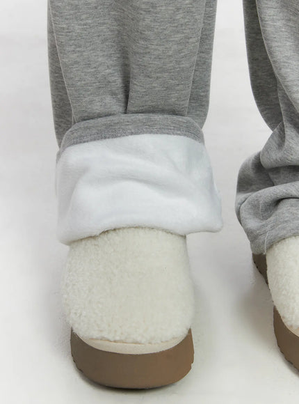 warm-fleece-wide-sweatpants-cn518