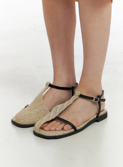 buckle-cut-out-faux-leather-sandals-ol417