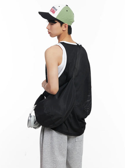 mens-half-moon-crossbody-bag-il504