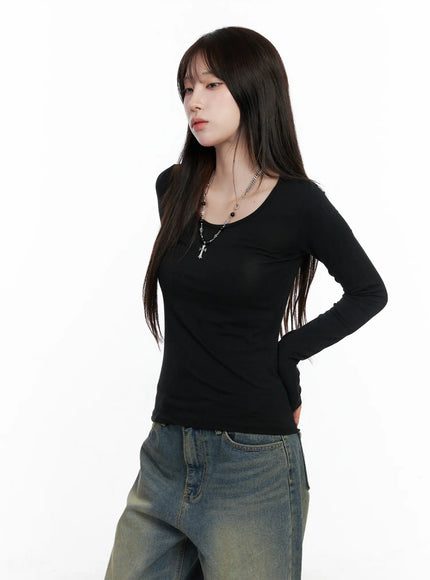 classic-u-neck-long-sleeve-top-co520