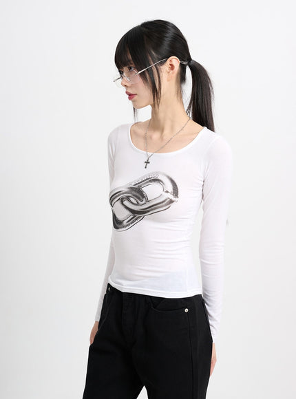 round-neck-graphic-long-sleeve-cm415