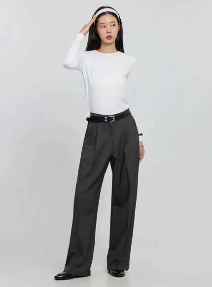 essential-round-neck-long-sleeve-top-in507