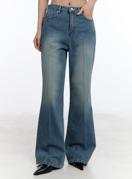 aliya-washed-bootcut-jeans-iu503