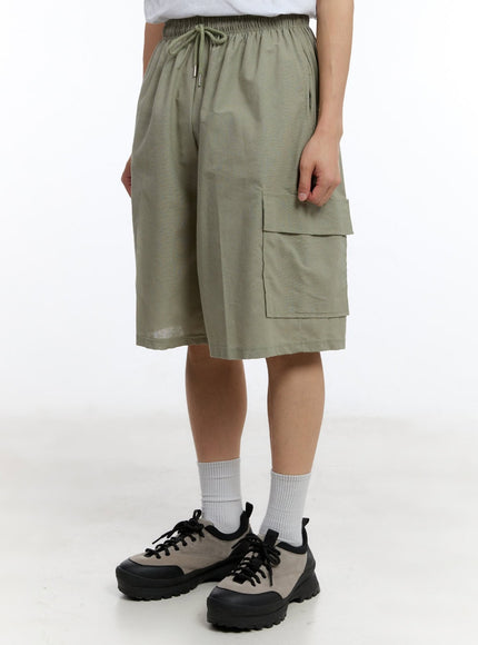 men-s-cargo-cotton-wide-fit-shorts-iy530 / Light green
