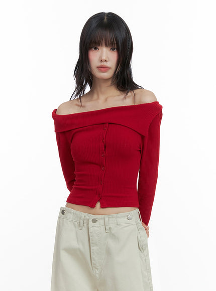 off-shoulder-buttoned-crop-cardigan-io430 / Red