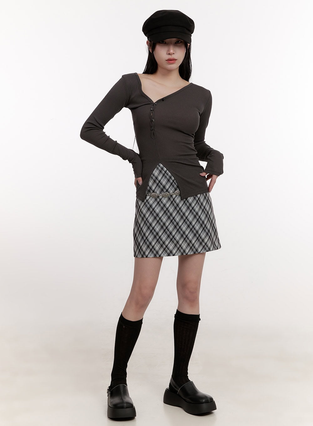 asymmetric-buttoned-slim-fit-long-sleeve-top-cj531