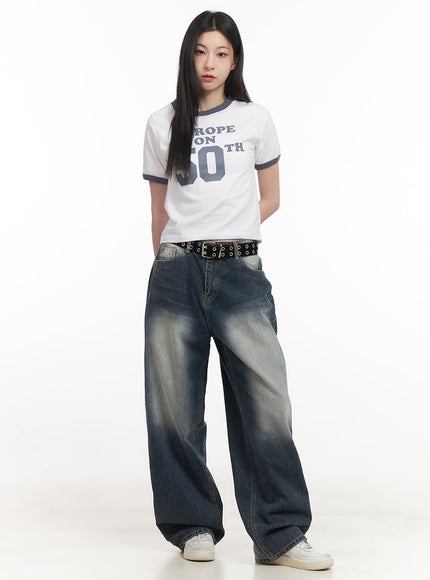 julie-washed-baggy-jeans-with-embroidered-detail-cf514