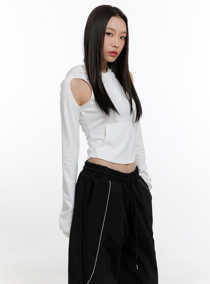 cutout-hooded-crop-top-cn421