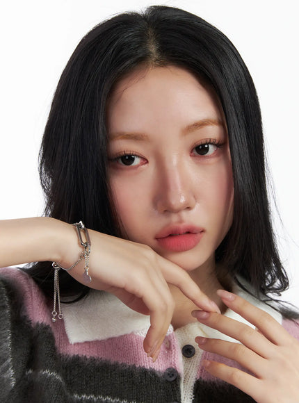 chic-clover-pendant-bracelet-cj515