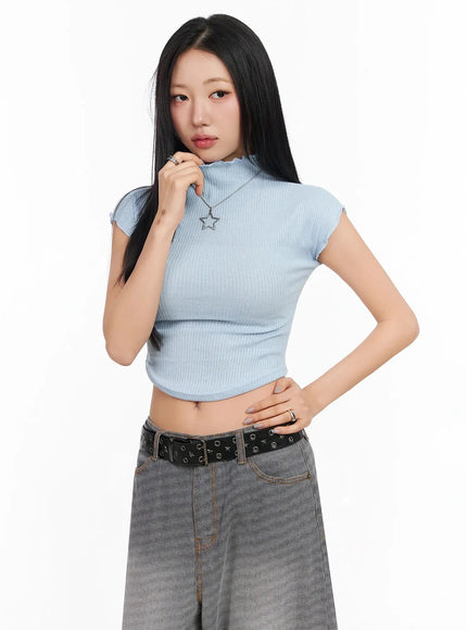 wavy-ribbed-cropped-t-shirt-ca513