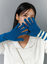 stripe-knit-gloves-in317