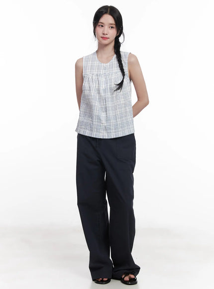 plaid-sleeveless-blouse-cu523