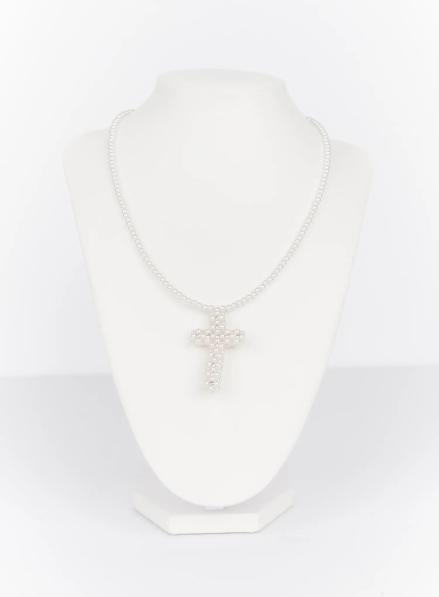 pearl-cross-necklace-in514
