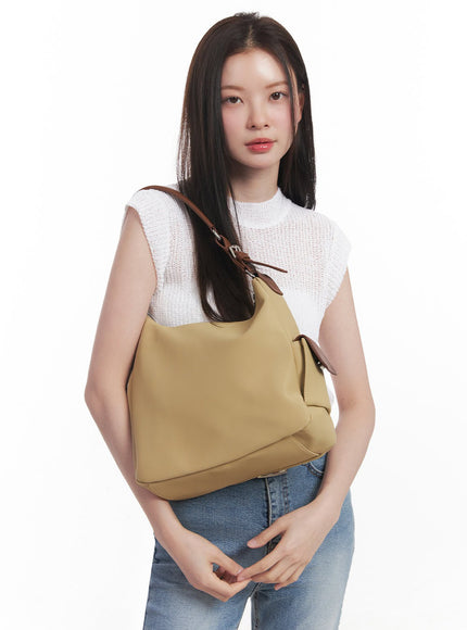 faux-leather-pocket-shoulder-bag-iy508