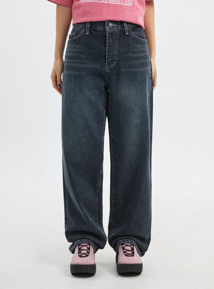 Straight Leg Baggy Jeans CJ318