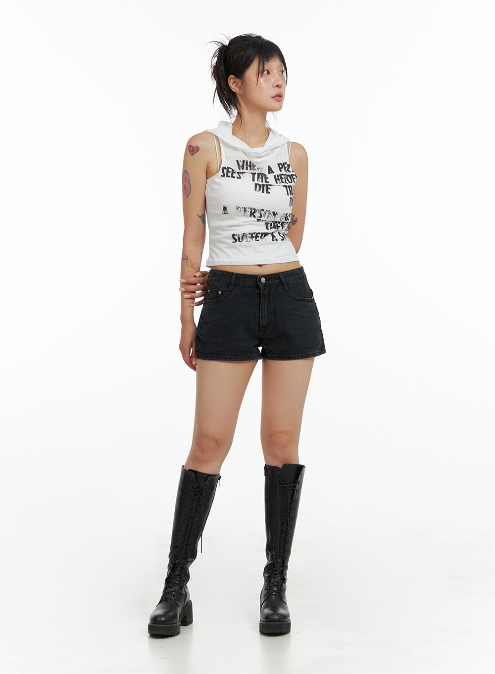 hooded-lettering-sleeveless-crop-top-cl415
