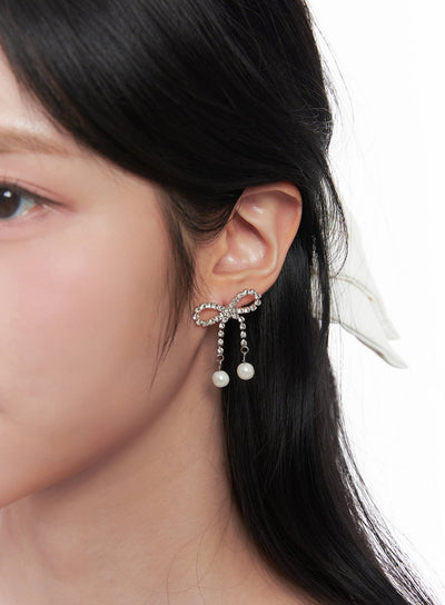 ada-earrings-iy530