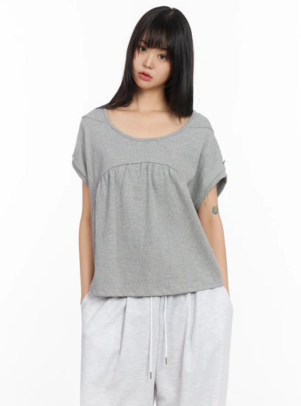 scoop-neck-shirred-tee-ia523