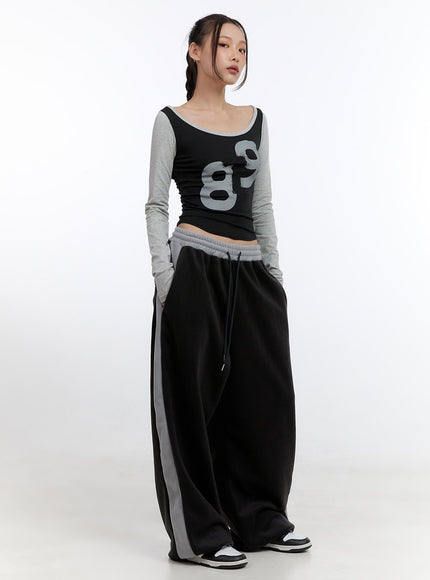 graphic-u-neck-cut-out-crop-top-cn401