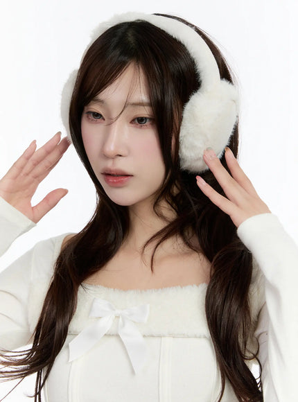 cozy-faux-fur-ear-warmers-cn524