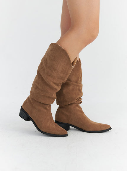 ruched-faux-leather-long-boots-co313