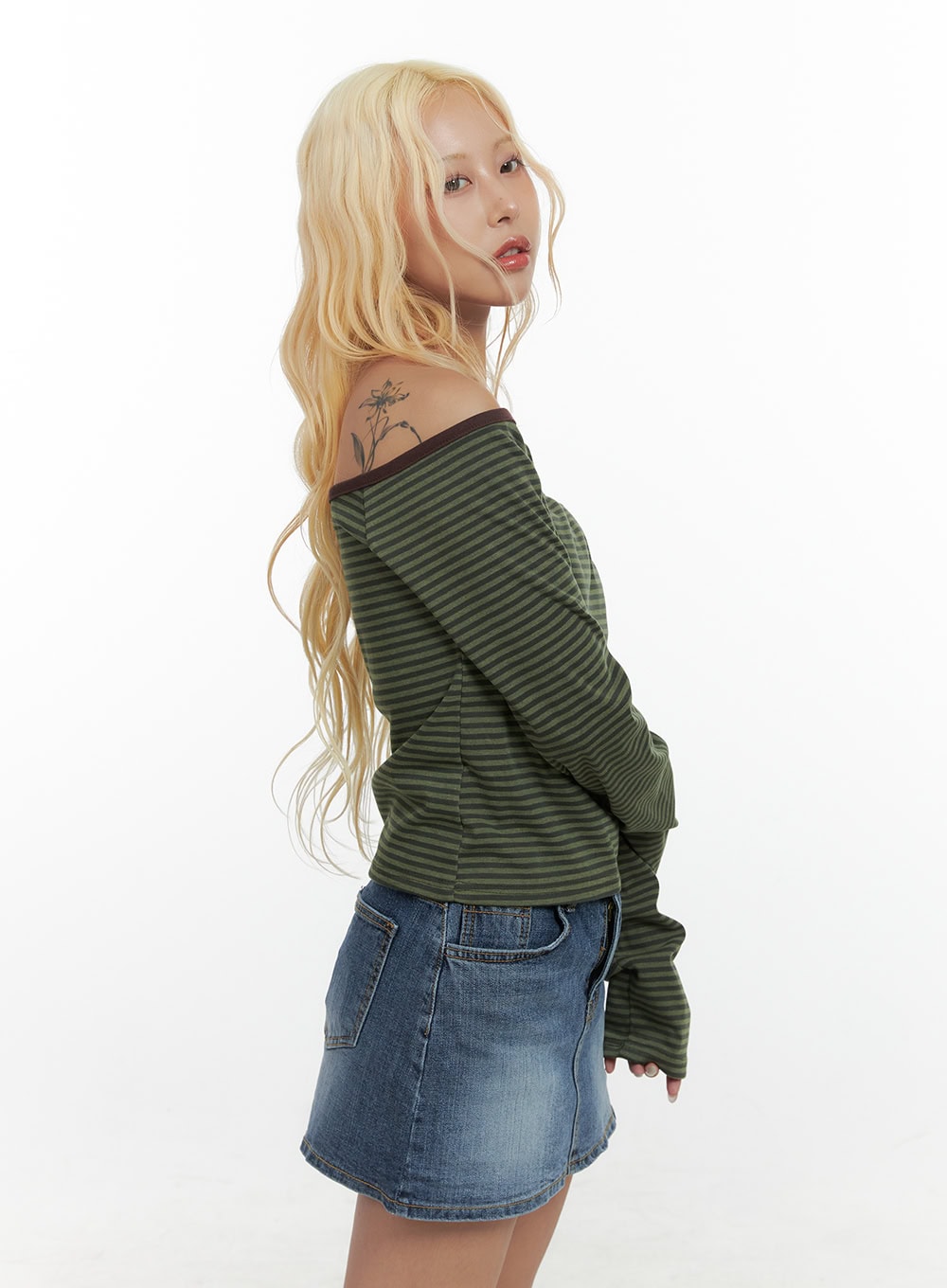 chic-striped-off-shoulder-long-sleeve-cs425