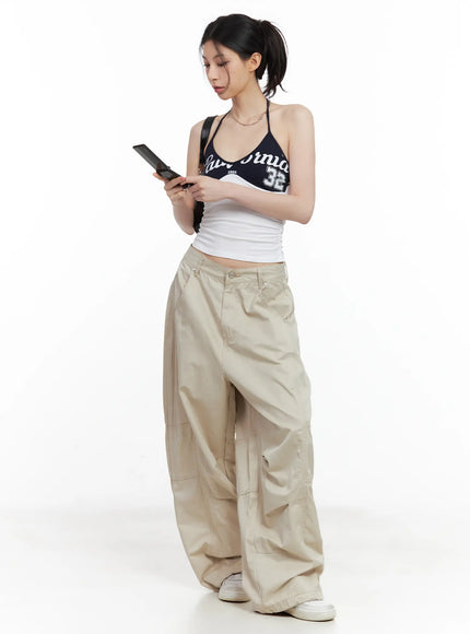 contrast-graphic-halter-top-cu530