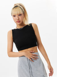 basic-sleeveless-crop-top-io326