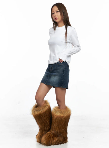 basic-round-neck-cropped-long-sleeve-top-co513