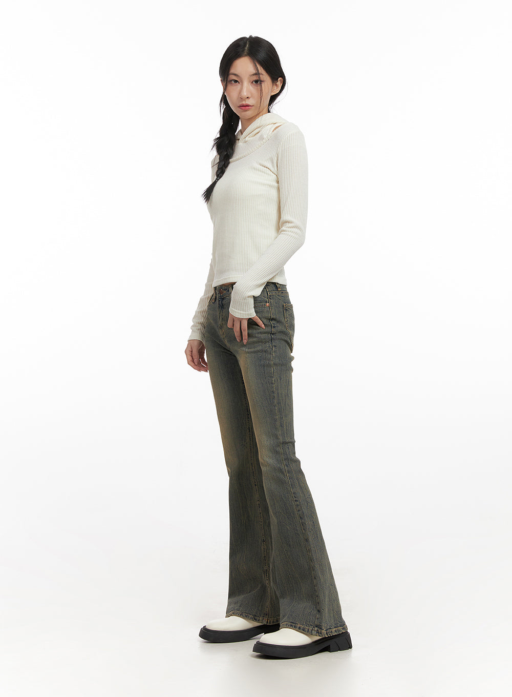 layered-hooded-crop-top-cn428