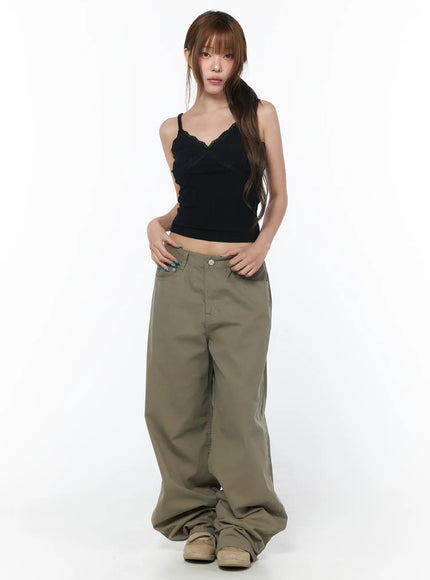 lace-trim-v-neck-camisole-cy529