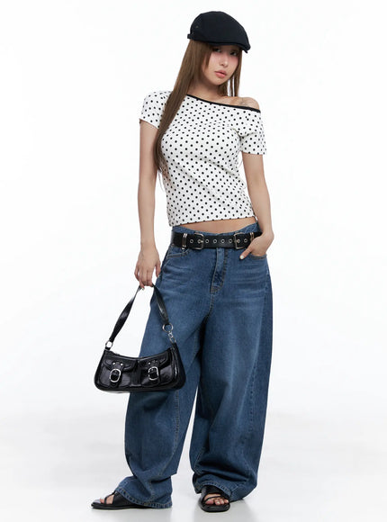 polka-dot-off-shoulder-top-cl510