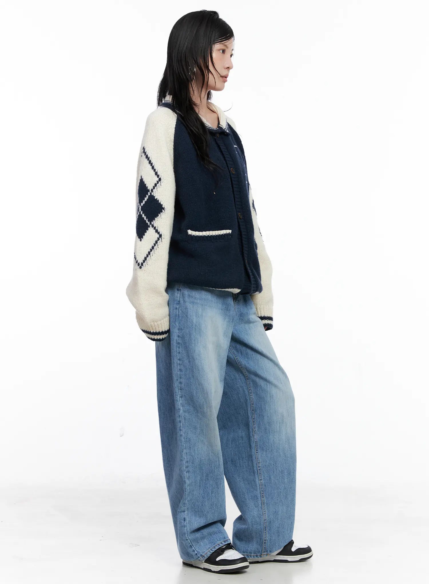 Aniyah Low-Rise Wide-Leg Jeans CS529