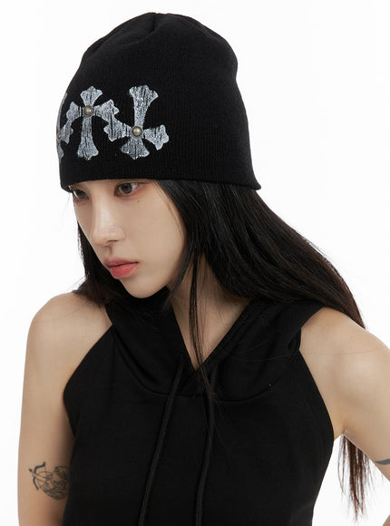 dark-grunge-stud-graphic-beanie-cf428