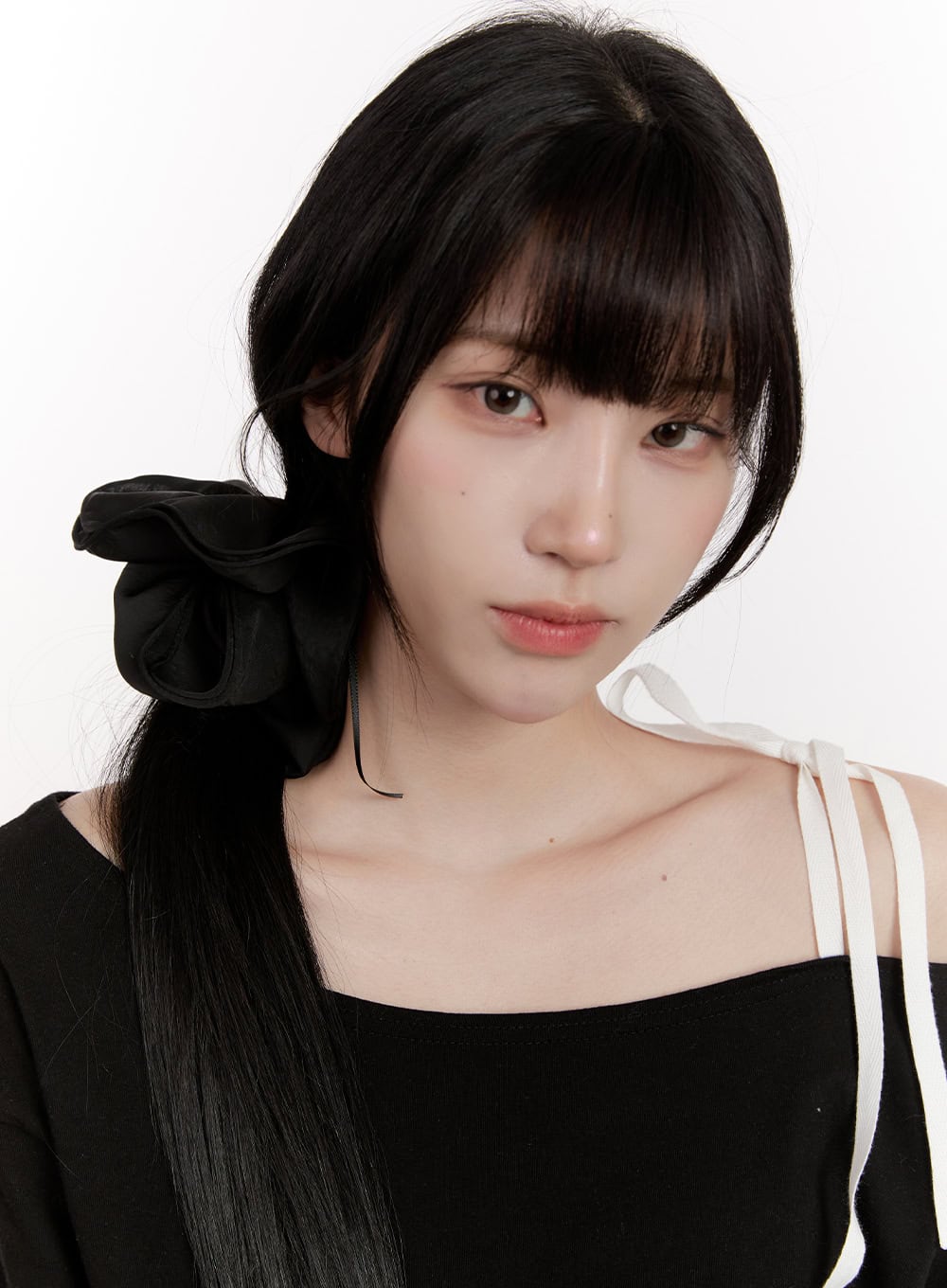 black-ribbon-scrunchie-cj531