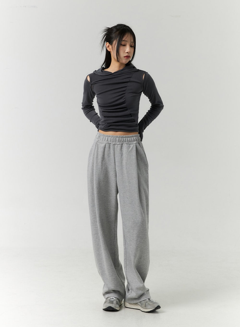 pintuck-sweatpants-cn317