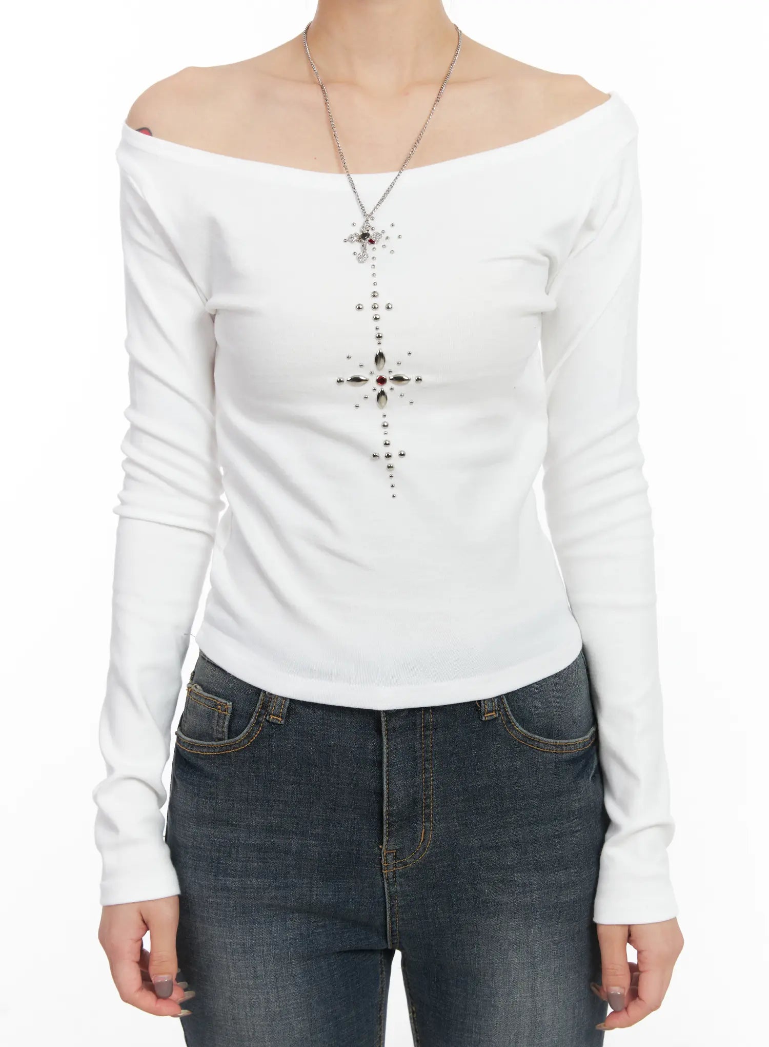 studded-boat-neck-long-sleeve-top-cd509
