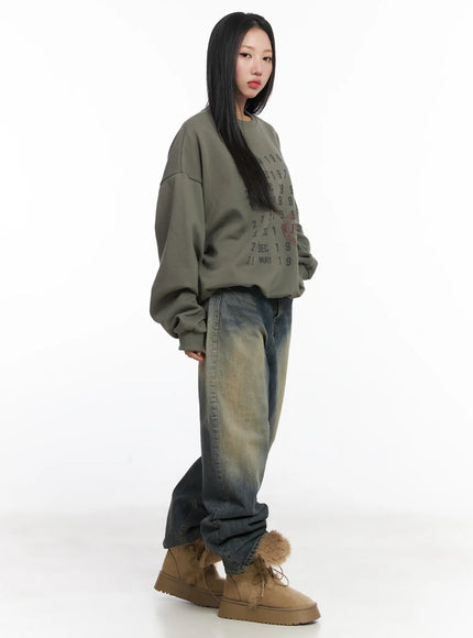 comfy-graphic-oversized-sweatshirt-cd530