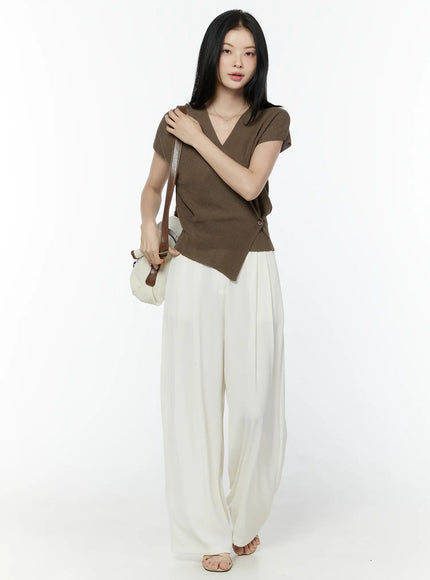 v-neck-button-wrap-short-sleeve-knit-top-iu503