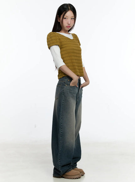 soft-stripe-puff-sleeve-top-cs517