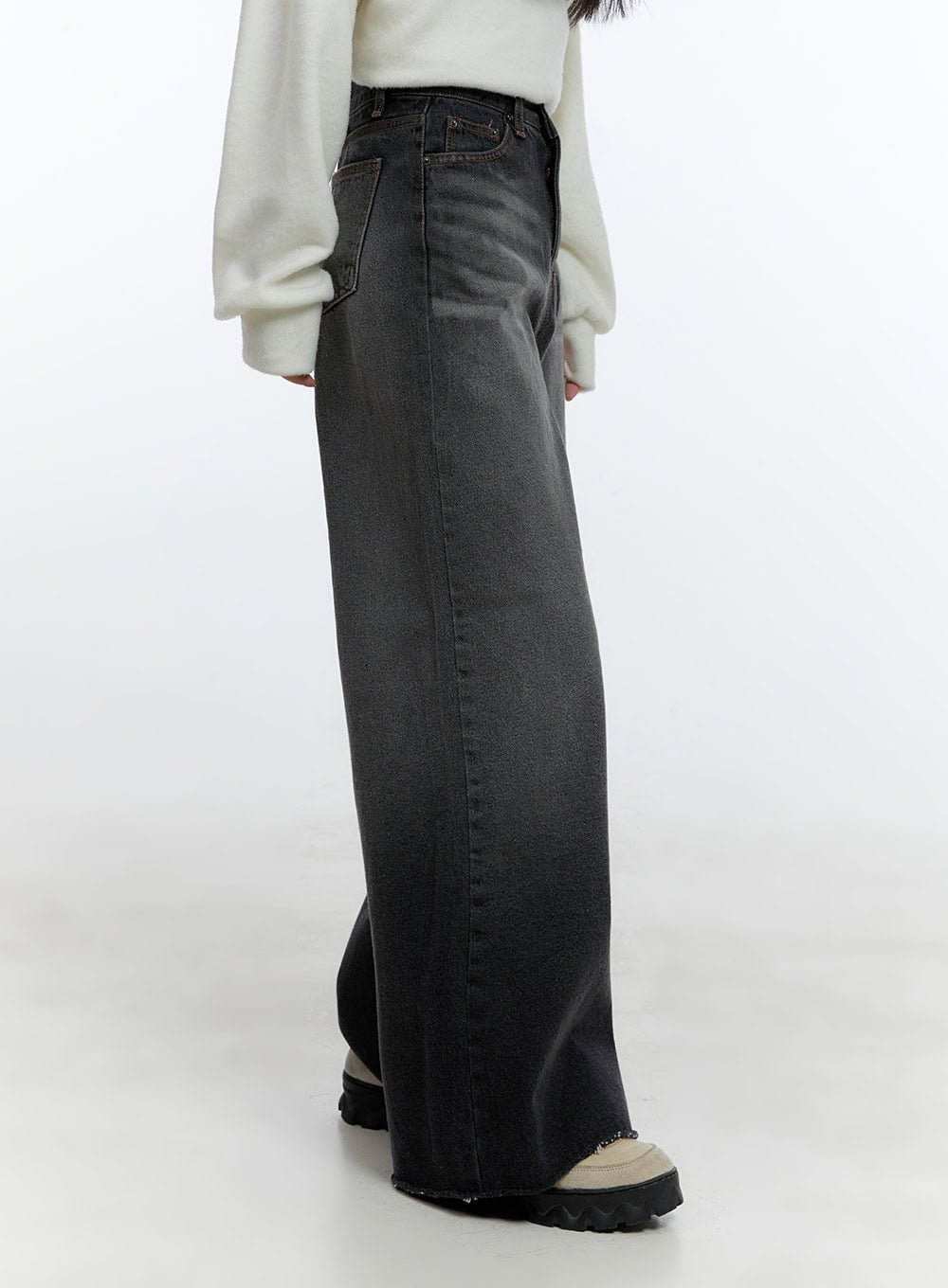 caity-washed-wide-leg-jeans-cd423