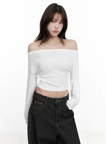 chic-off-shoulder-cropped-tee-in514