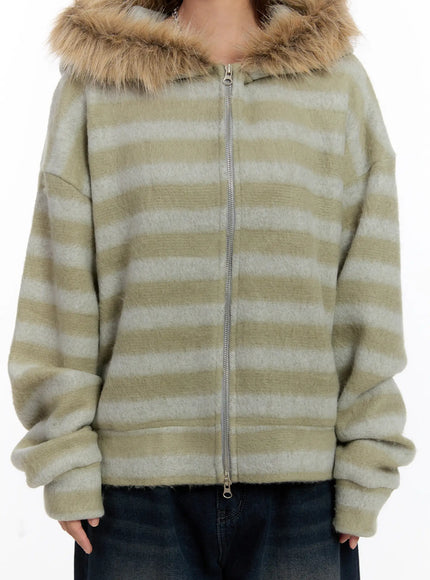 striped-faux-fur-zip-up-hoodie-cn527