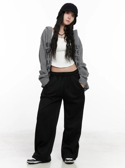 oversized-graphic-knit-zip-up-hoodie-cn512